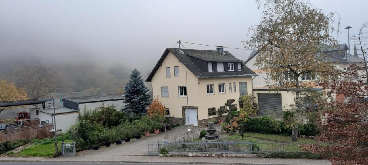 Ferienwohnung „Zur Alten Brauerei“ Mesenich Luaran gambar
